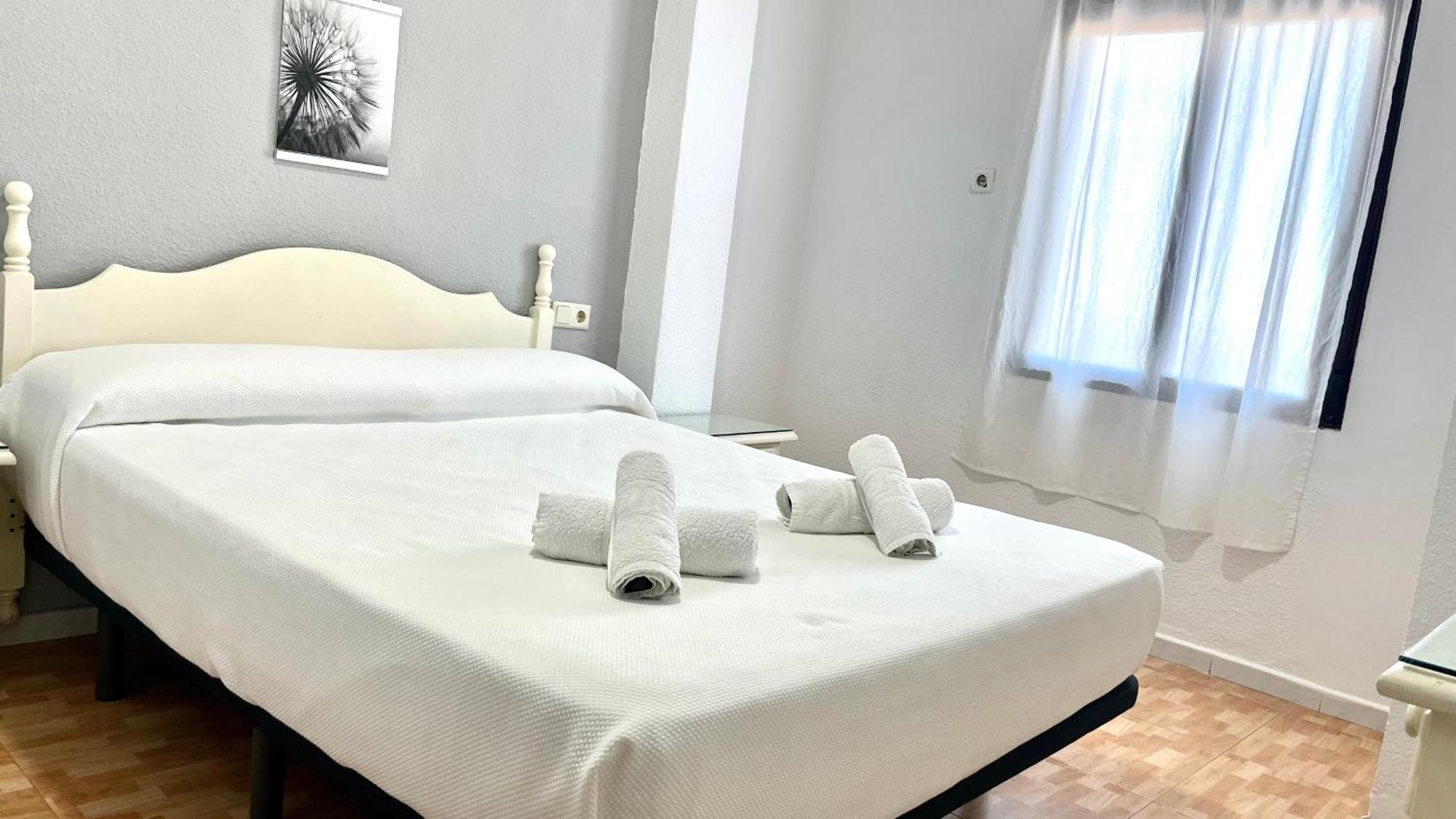 Hostal Carlos III Aldea Quintana Εξωτερικό φωτογραφία